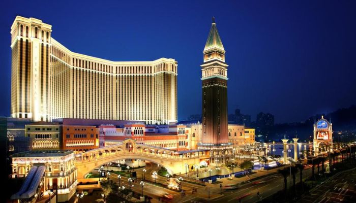 Macau-world's 2nd most richest country

