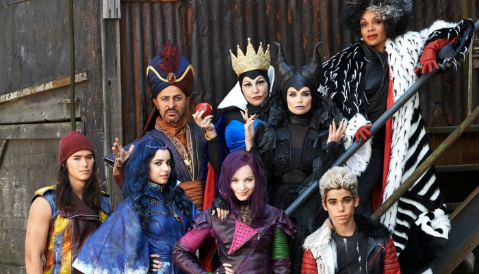 Descendants 4 crew