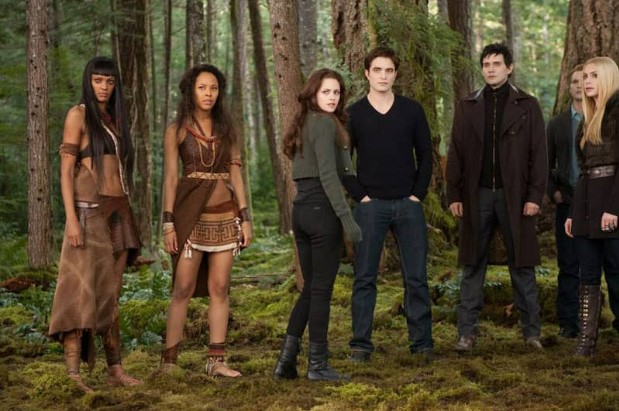 Who Would Be In Twilight Midnight Sun Cast