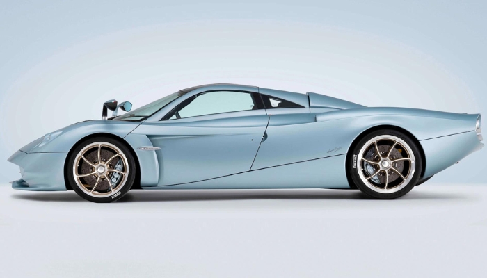 Pagani Huyara Codalunga