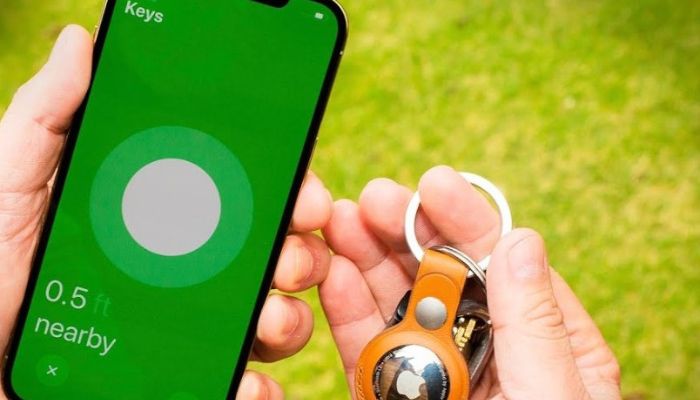 Using AirTag Location