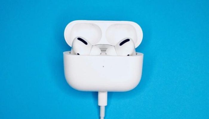 Remove And Reinsert The Charging Cable