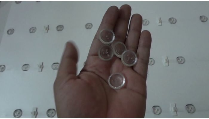 Glue The LED lens back