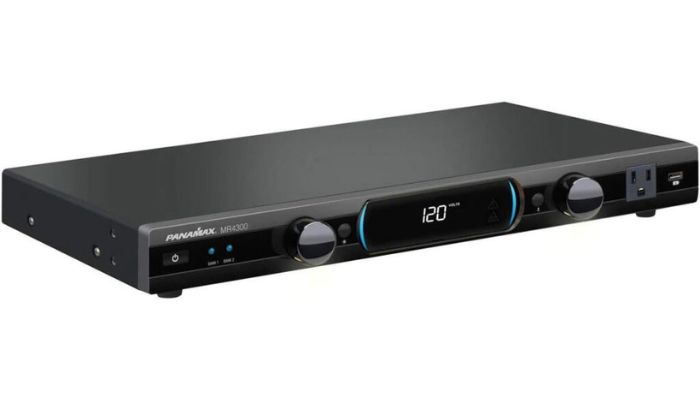 Panamax MR4300
