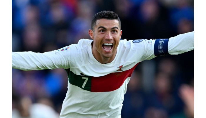 Christiano Ronaldo instagram live