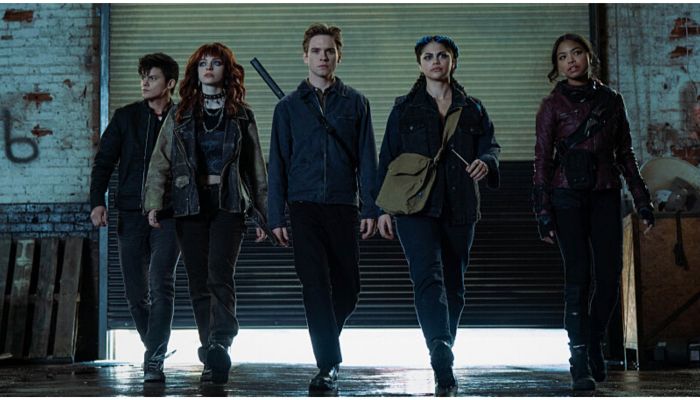 is there gotham knights season 2