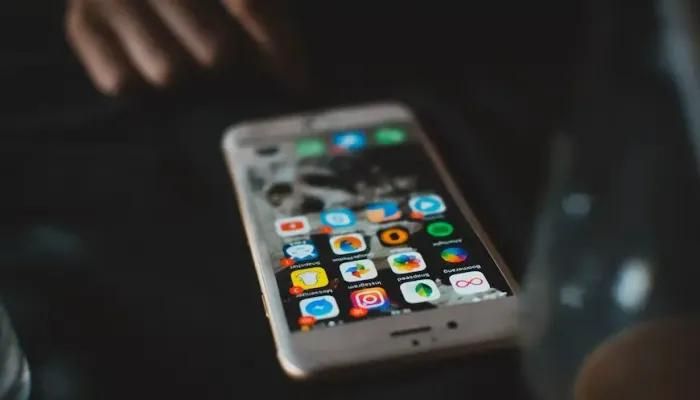 Uninstall 3rd party apps